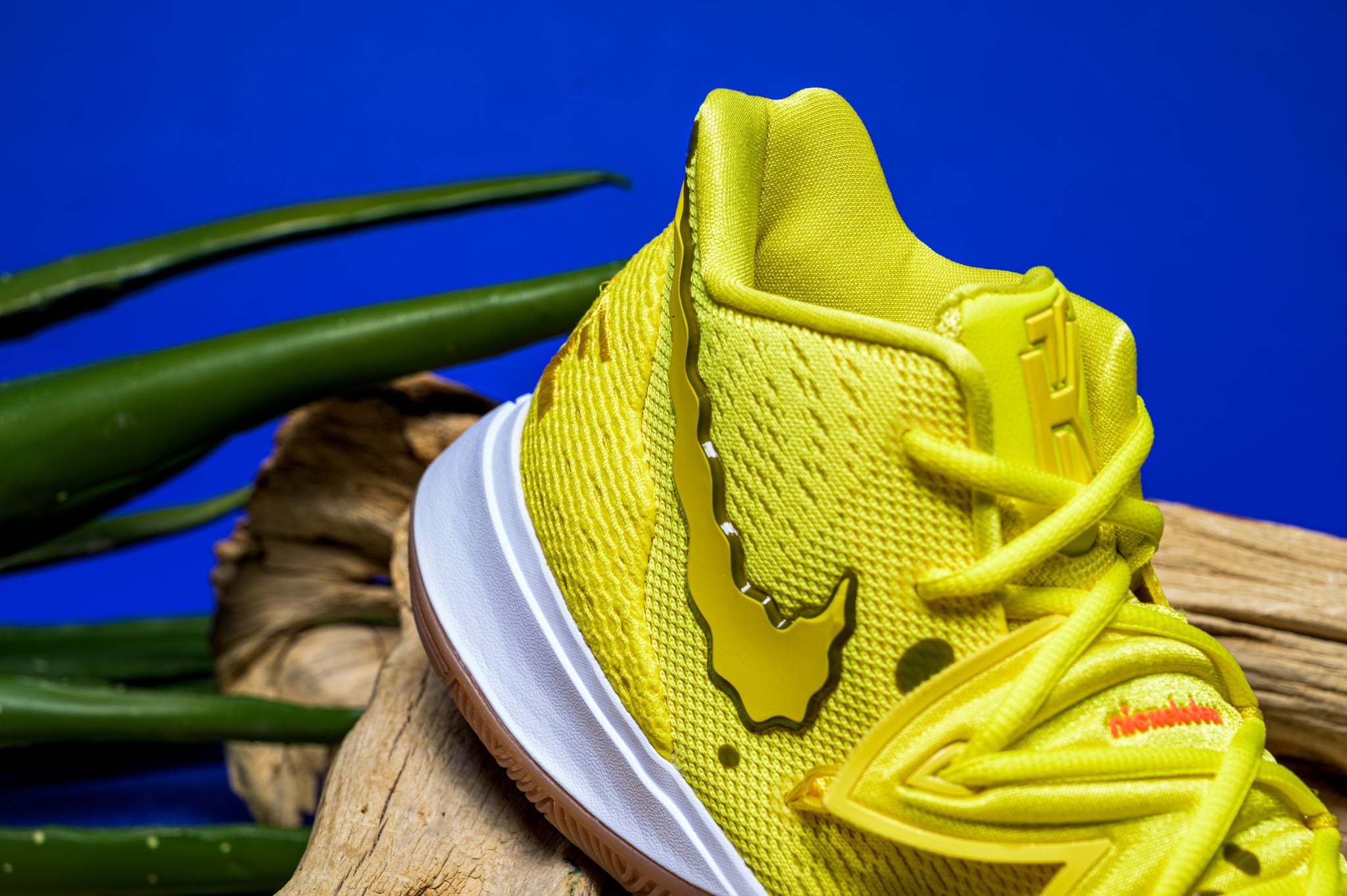 Nike Kyrie 5 'Spongebob Squarepants' Solelinks